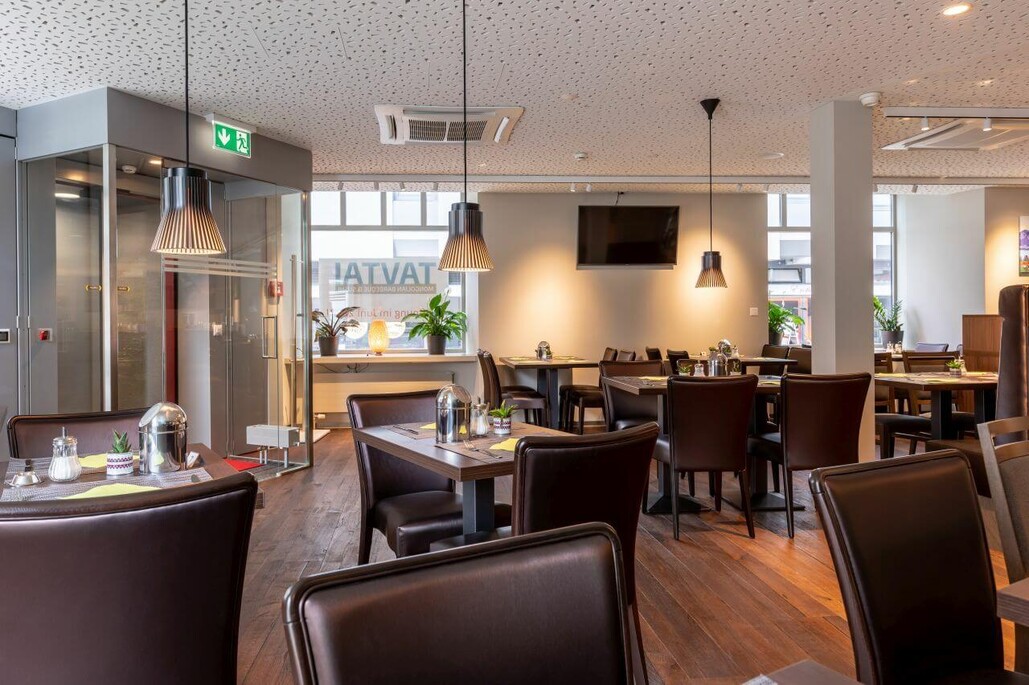 Trip-Inn-Zurich-Fruehstuecksbereich-5